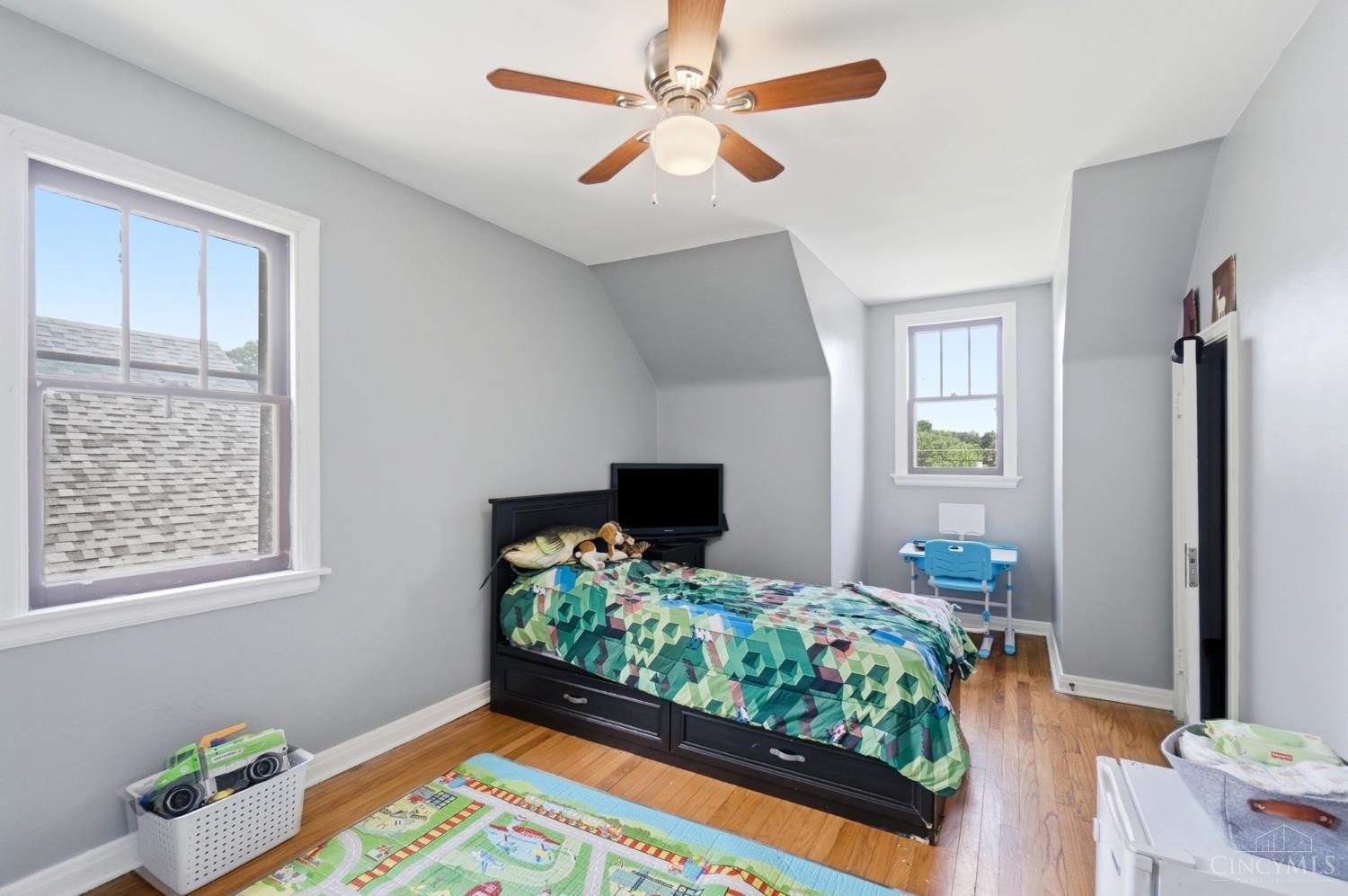 4615 Mayhew Avenue Cincinnati, OH 45238 - Photo 22 of 35