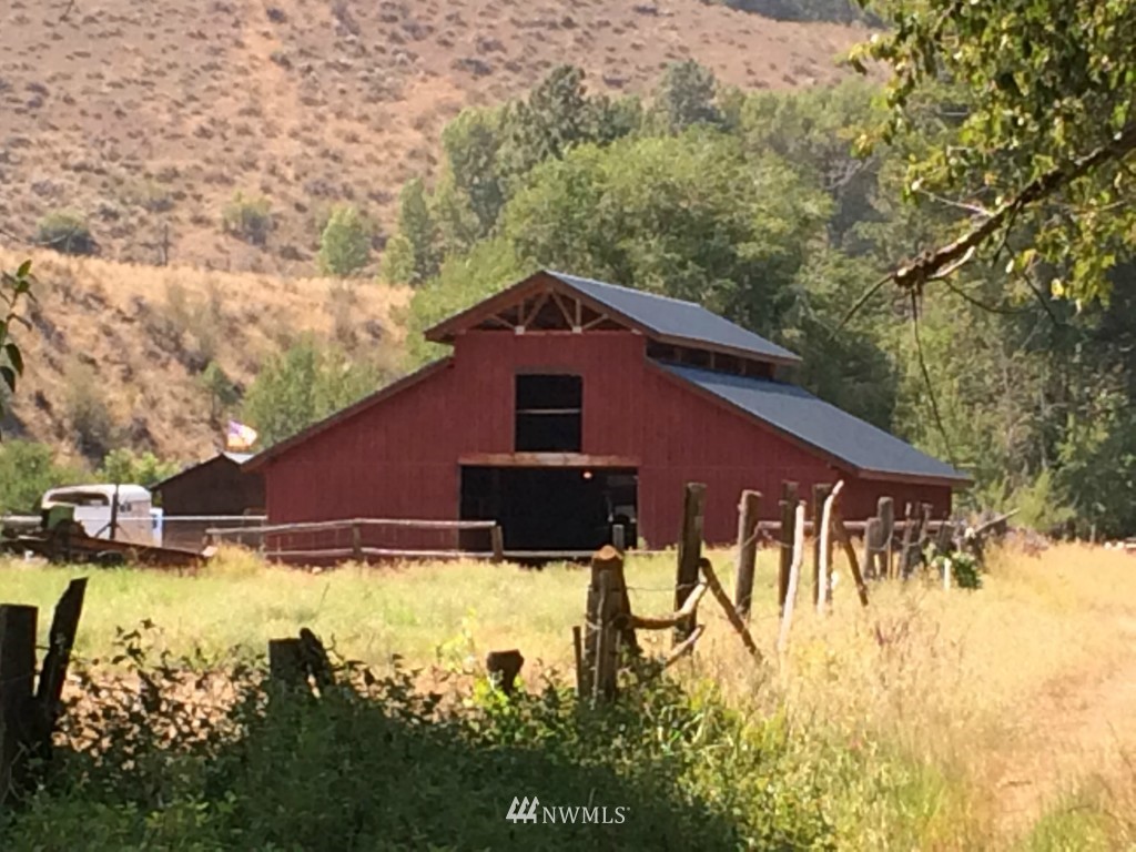 664 Twisp Carlton Road Twisp, WA 98856 - Photo 4 of 24