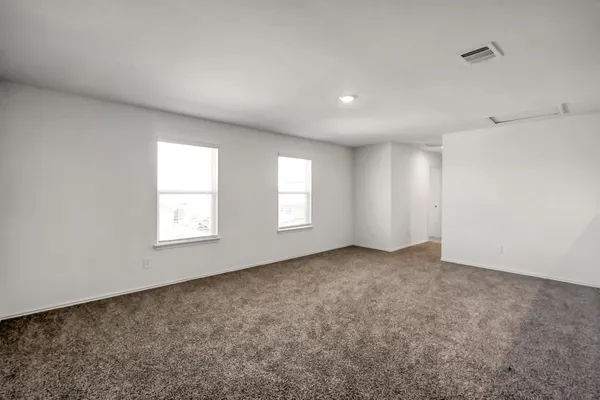 $2,400 | 15130 Pr Ml Drive, New Caney, TX 77357