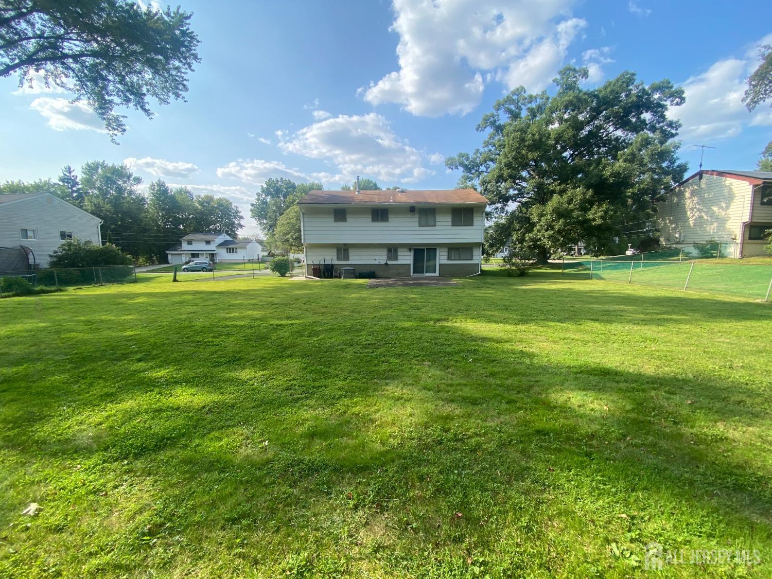 89 Rock Hill Road Old Bridge, NJ 08857 - Photo 4 of 26 Gallery Image 4