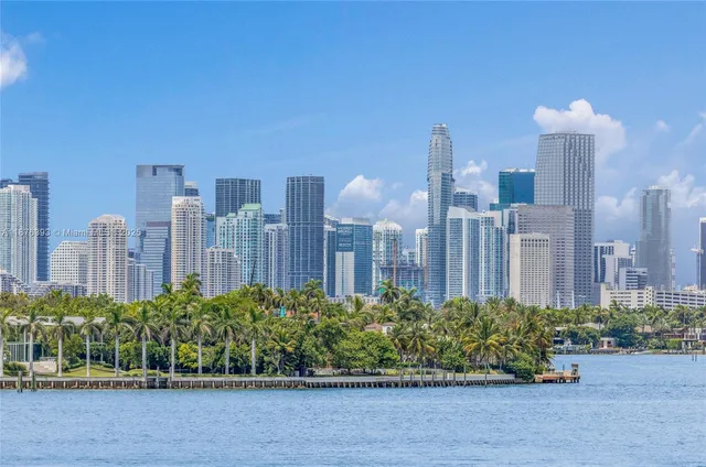 $399,900 | 1228 West Avenue, Unit 312, Miami Beach, FL 33139