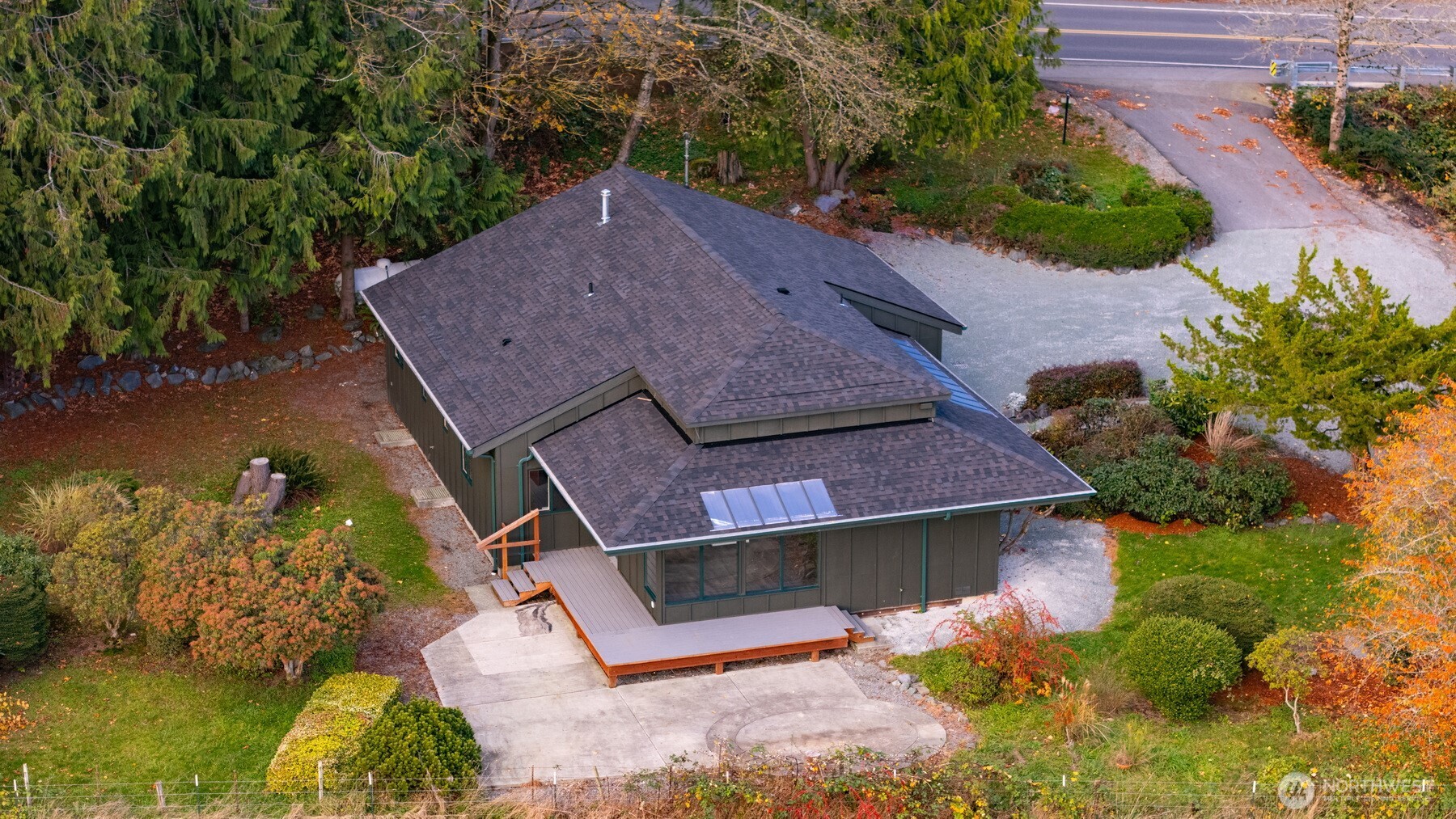 18928 Bow Hill Road Burlington, WA 98233 - Photo 34 of 39 an aerial view of a house with a yard