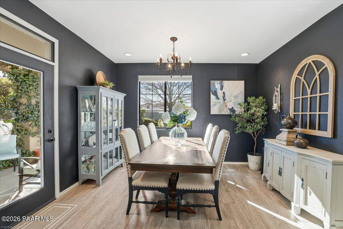 7075 Lynx Wagon Road Prescott Valley, AZ 86314 - Photo 11 of 55 Dining Area