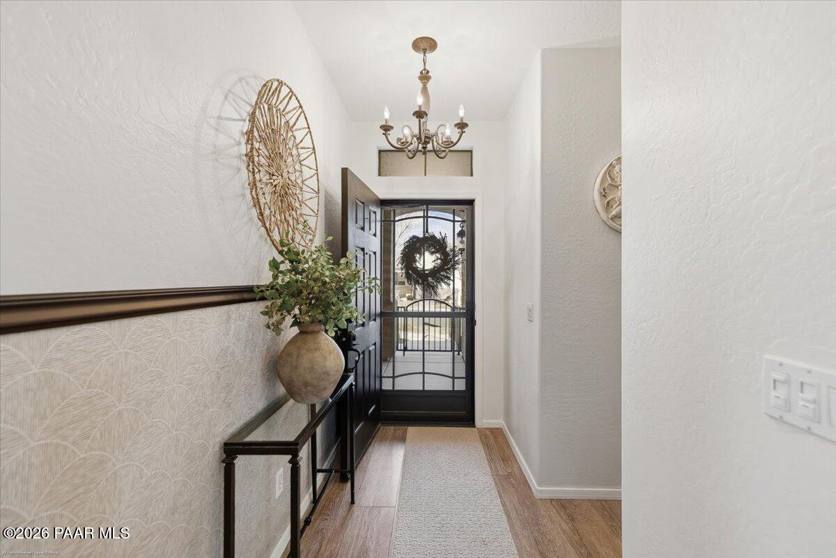 7075 Lynx Wagon Road Prescott Valley, AZ 86314 - Photo 2 of 55 Foyer