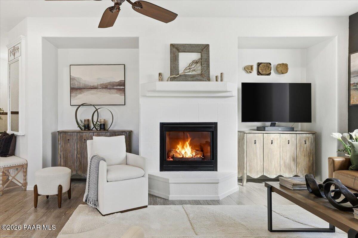 7075 Lynx Wagon Road Prescott Valley, AZ 86314 - Photo 4 of 55 Living Room