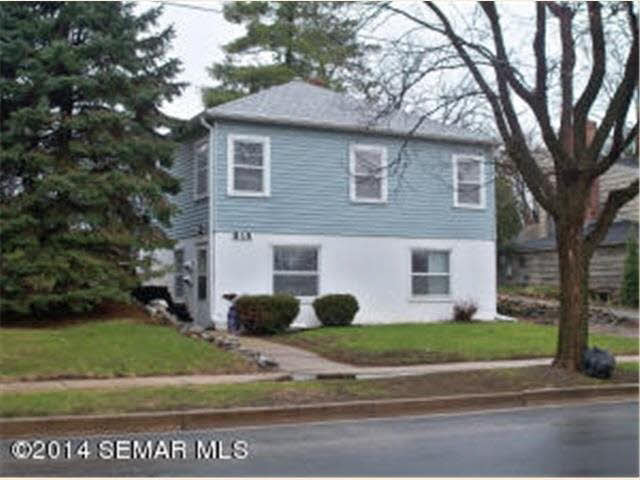 815 7th Street Northwest Rochester, MN 55901 - Photo 2 of 23