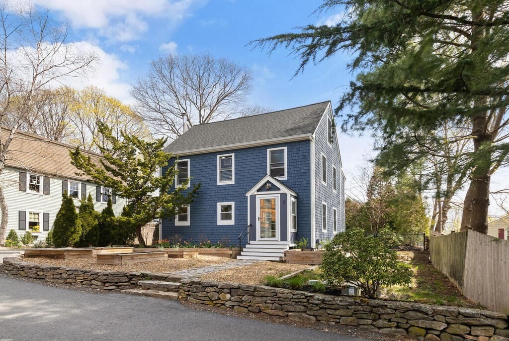 2 Abernathy Way Marblehead, MA 01945 - Photo 9 of 36 Gallery Image 9