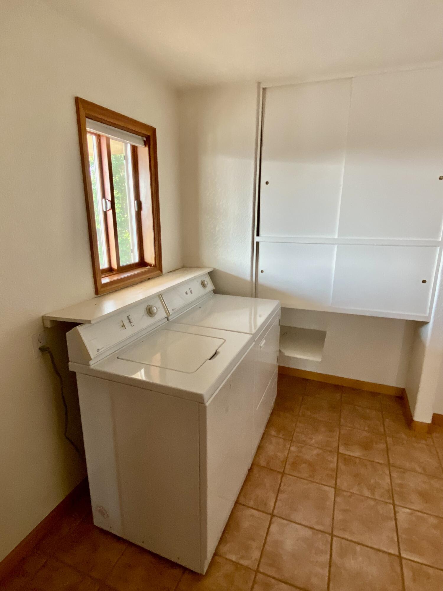 30503 Terry Mill Road Montgomery Creek, CA 96065 - Photo 34 of 75 Laundry