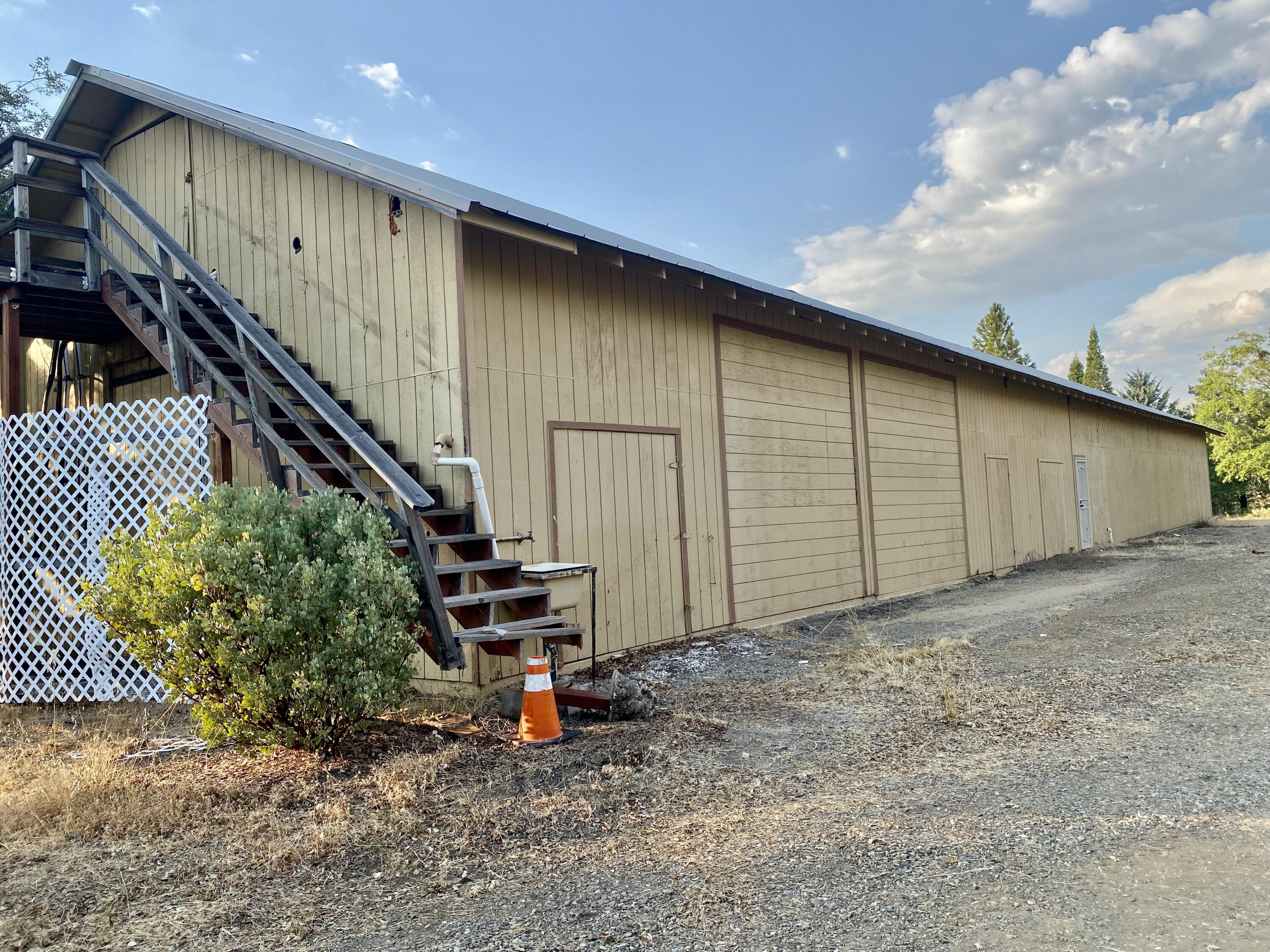 30503 Terry Mill Road Montgomery Creek, CA 96065 - Photo 41 of 75 Shop