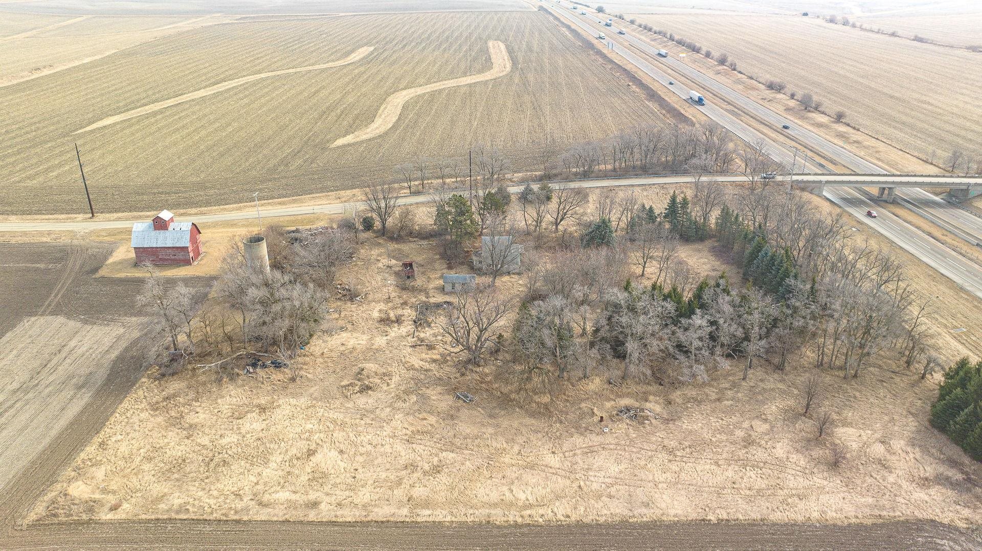 7900 South Mulford Road Rochelle, IL 61068 - Photo 4 of 12 a view of a parking area