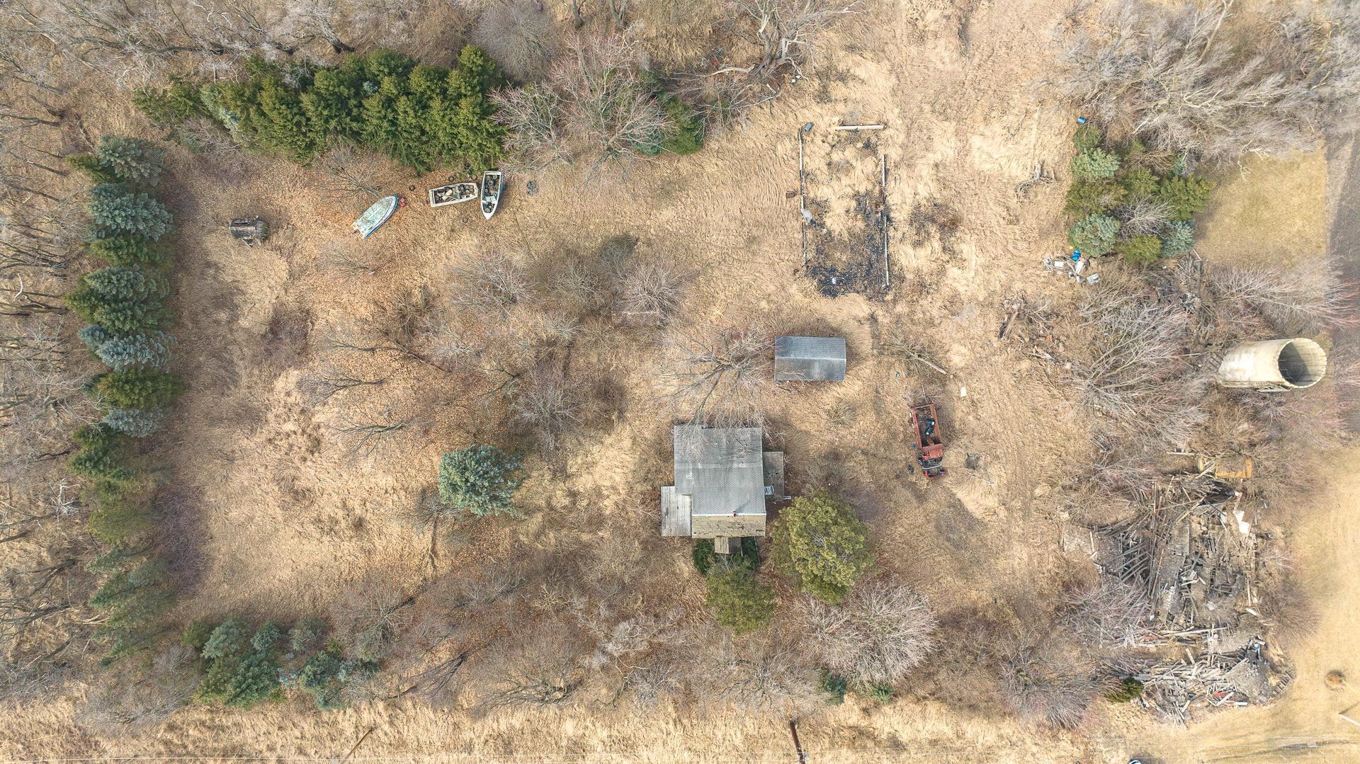 7900 South Mulford Road Rochelle, IL 61068 - Photo 7 of 12 a view of a yard