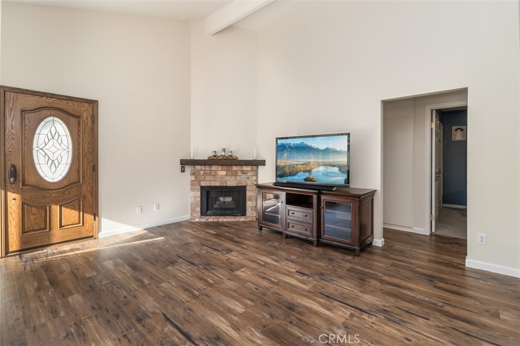 27432 Pinavete Mission Viejo, CA 92691 - Photo 10 of 37 a living room with furniture and a flat screen tv