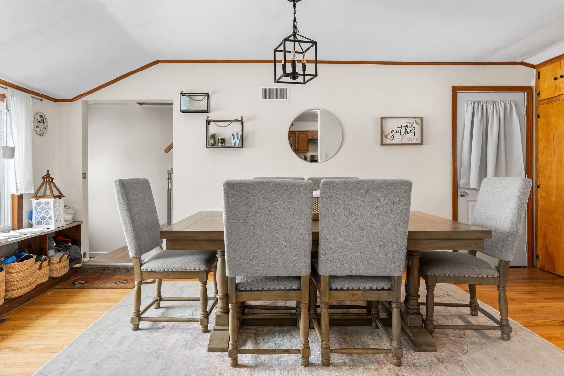 547 Castleman Road Vestal, NY 13850 - Photo 8 of 49