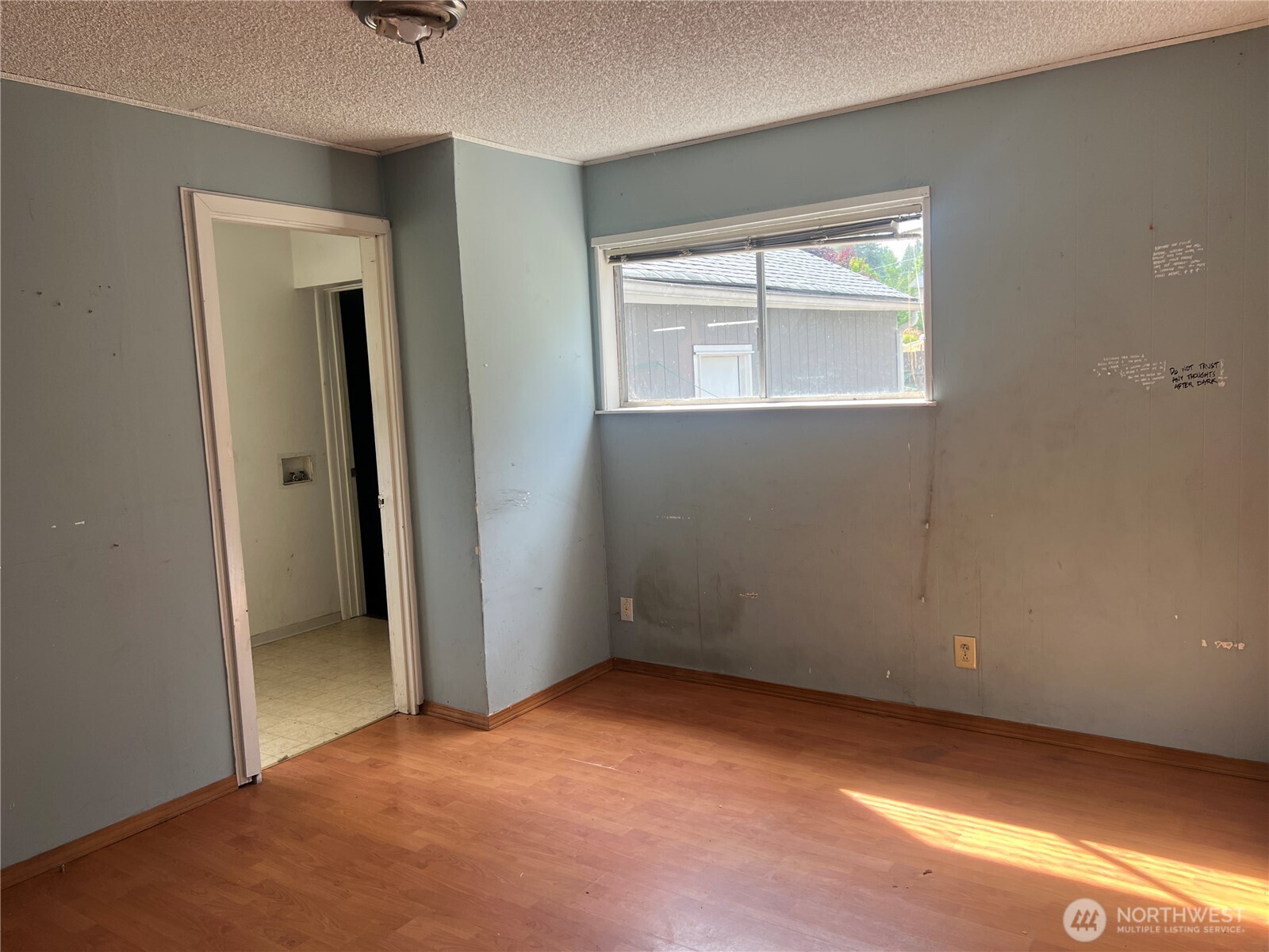 821 Thomas Street Southwest Olympia, WA 98502 - Photo 7 of 13