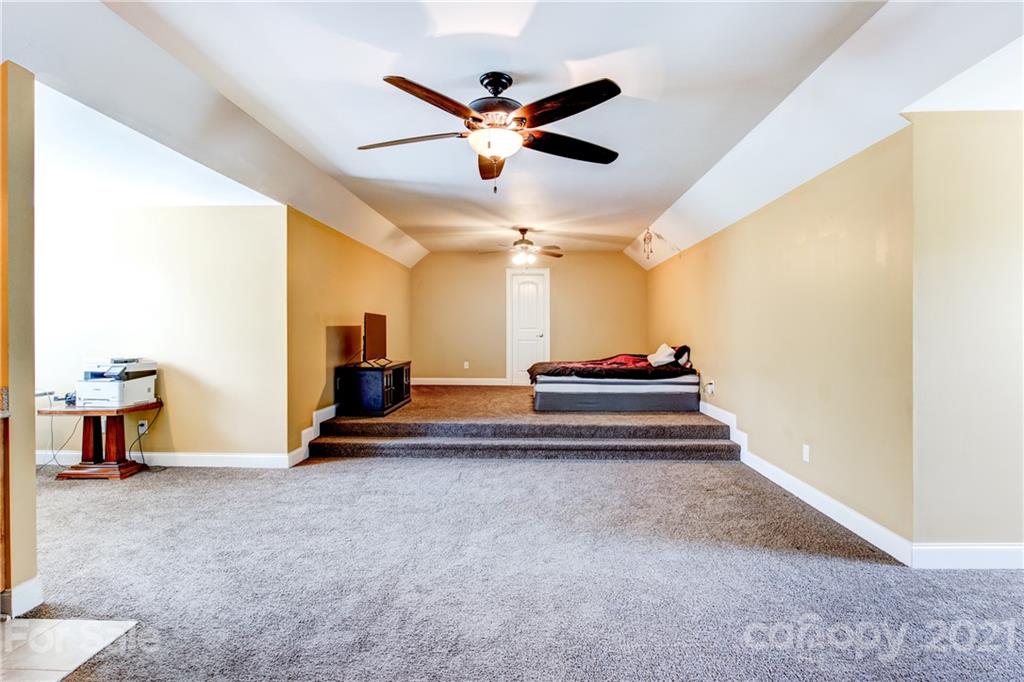 1637 State Rd S-46-1102, Unit 4 York, SC 29745 - Photo 26 of 39 a living room with furniture and a ceiling fan