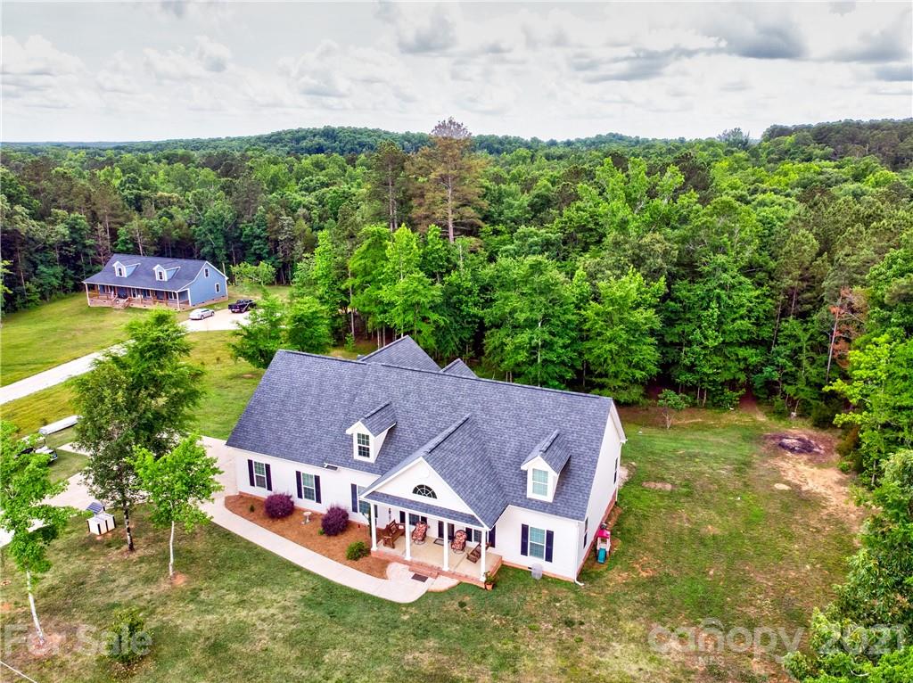 1637 State Rd S-46-1102, Unit 4 York, SC 29745 - Photo 33 of 39 an aerial view of residential houses with yard