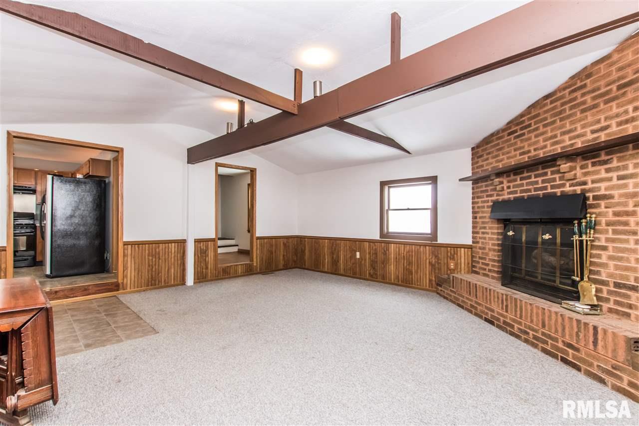 10231 West Farmington Road Hanna City, IL 61536 - Photo 6 of 31 Gallery Image 6