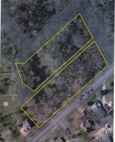 $299,900 | 412 West 4th Street, Carver, MN 55315