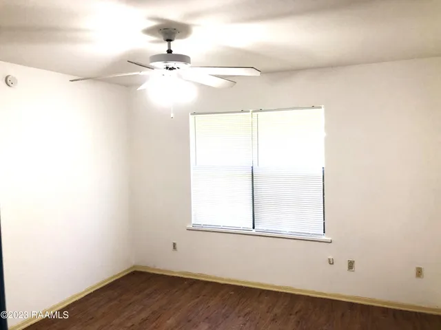 $900 | 413 Knollwood Circle, Unit B, Lafayette, LA 70506