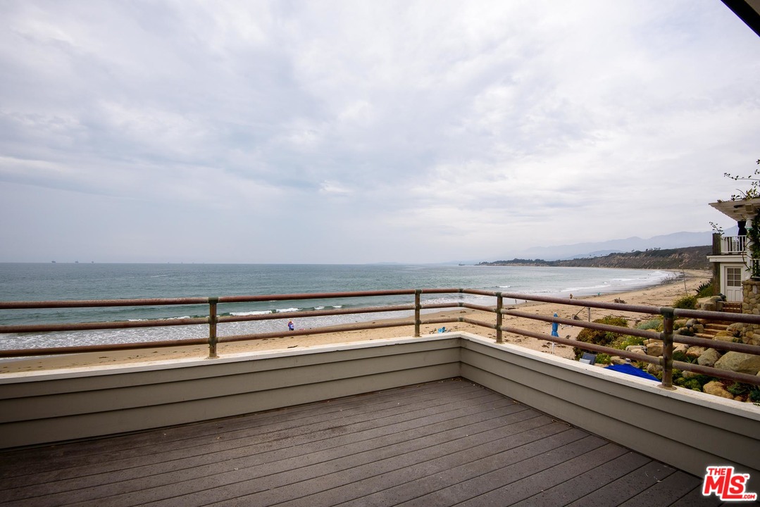 8 Rincon Point Lane Carpinteria, CA 93013 - Photo 12 of 30 Gallery Image 12