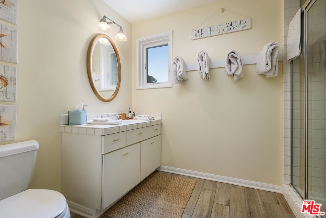 8 Rincon Point Lane Carpinteria, CA 93013 - Photo 17 of 30 Gallery Image 17