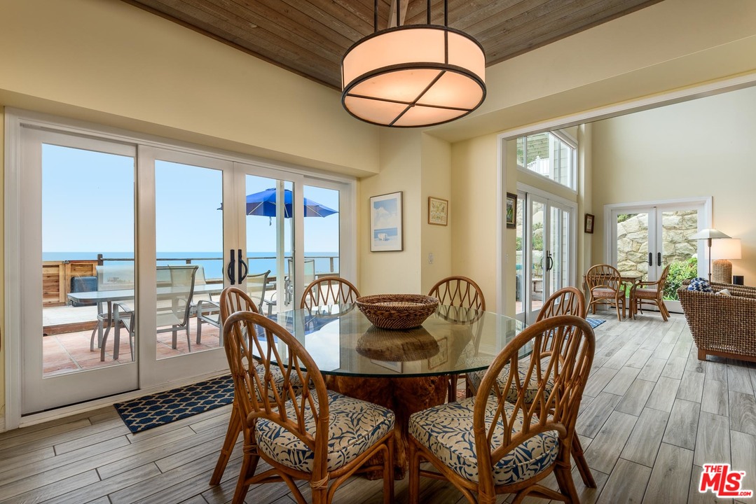 8 Rincon Point Lane Carpinteria, CA 93013 - Photo 8 of 30 Gallery Image 8