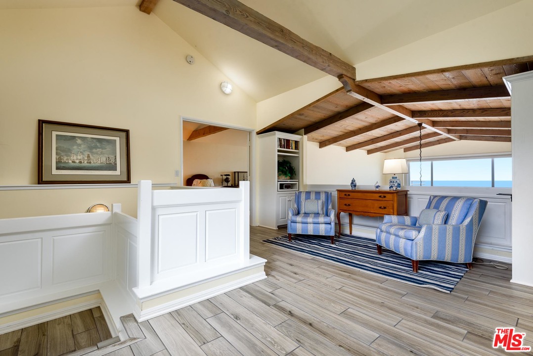 8 Rincon Point Lane Carpinteria, CA 93013 - Photo 9 of 30 Gallery Image 9
