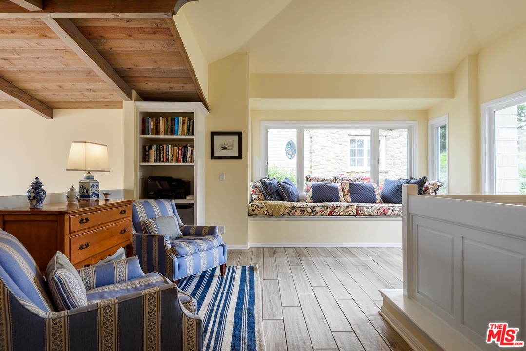 8 Rincon Point Lane Carpinteria, CA 93013 - Photo 10 of 30 Gallery Image 10