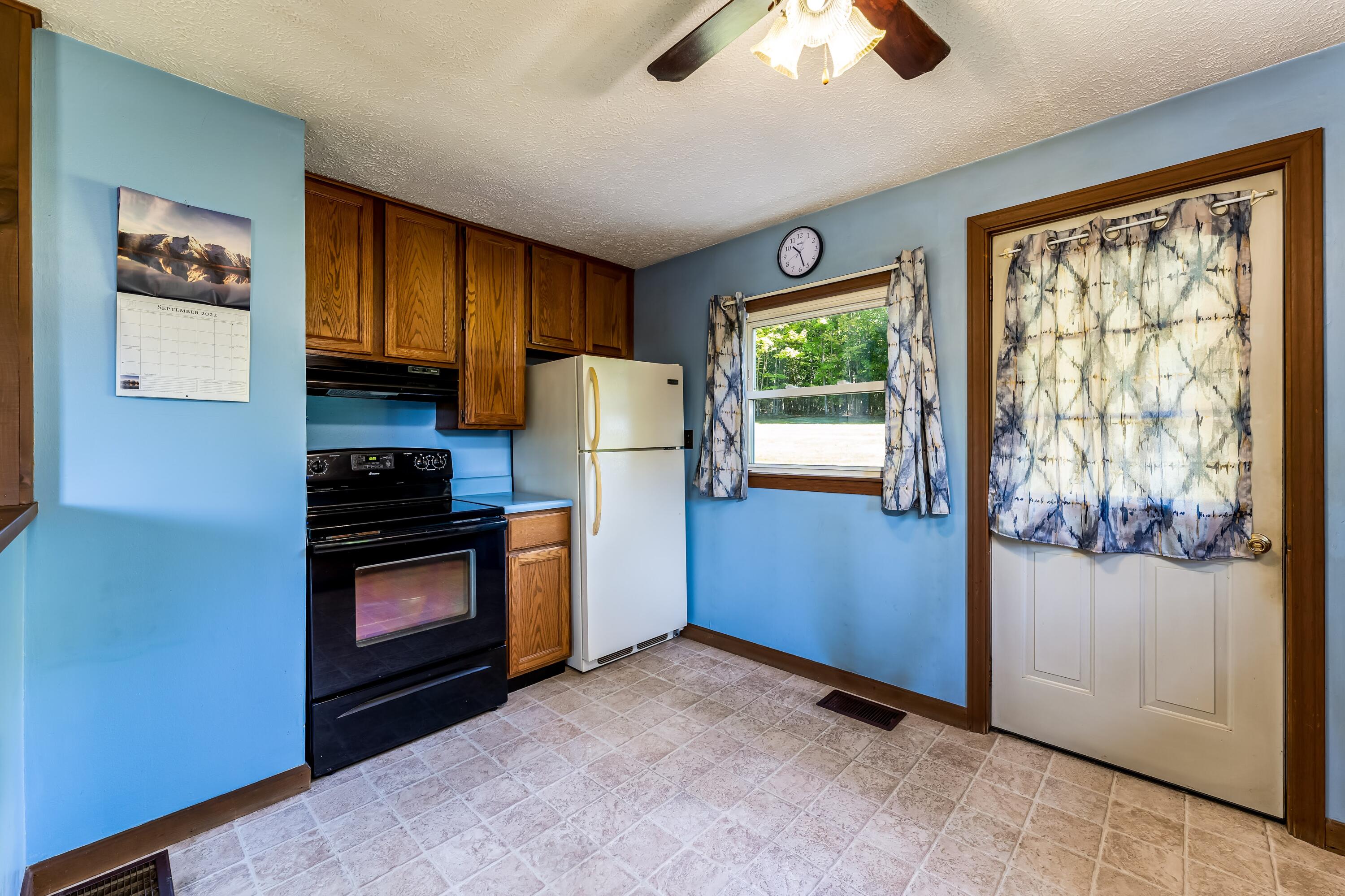 388 Hallowell Road Augusta, ME 04330 - Photo 15 of 38 DSC04995-HDR-Edit