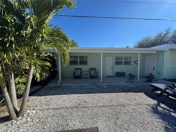 $1,350 | 104 Base Avenue West, Unit C, Venice, FL 34285