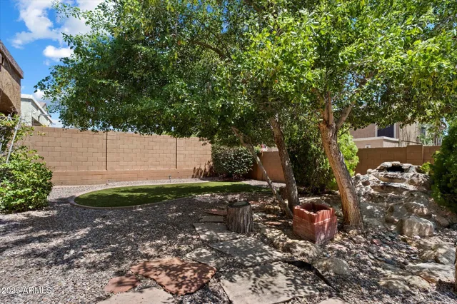 $670,000 | 2125 West Crimson Terrace, Phoenix, AZ 85085
