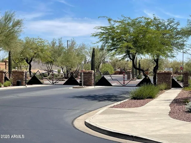 $670,000 | 2125 West Crimson Terrace, Phoenix, AZ 85085