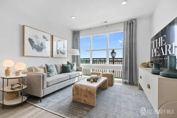 $3,195 | 2000 Schindler Drive, South Amboy, NJ 08879