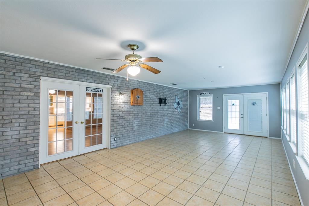 241 Travis Lane Hewitt, TX 76643 - Photo 19 of 26