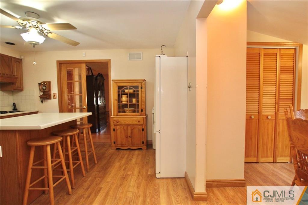 386 East Pleasant Grove Road Jackson, NJ 08527 - Photo 13 of 24 a very nice looking room with a large window