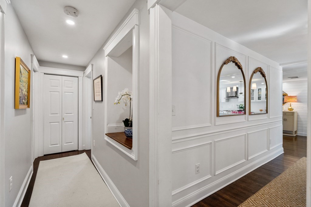 1 Thompson Road Marblehead, MA 01945 - Photo 4 of 42