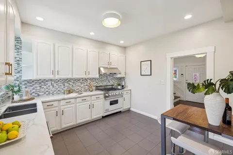 $2,395,000 | 686 19th Avenue, San Francisco, CA 94121