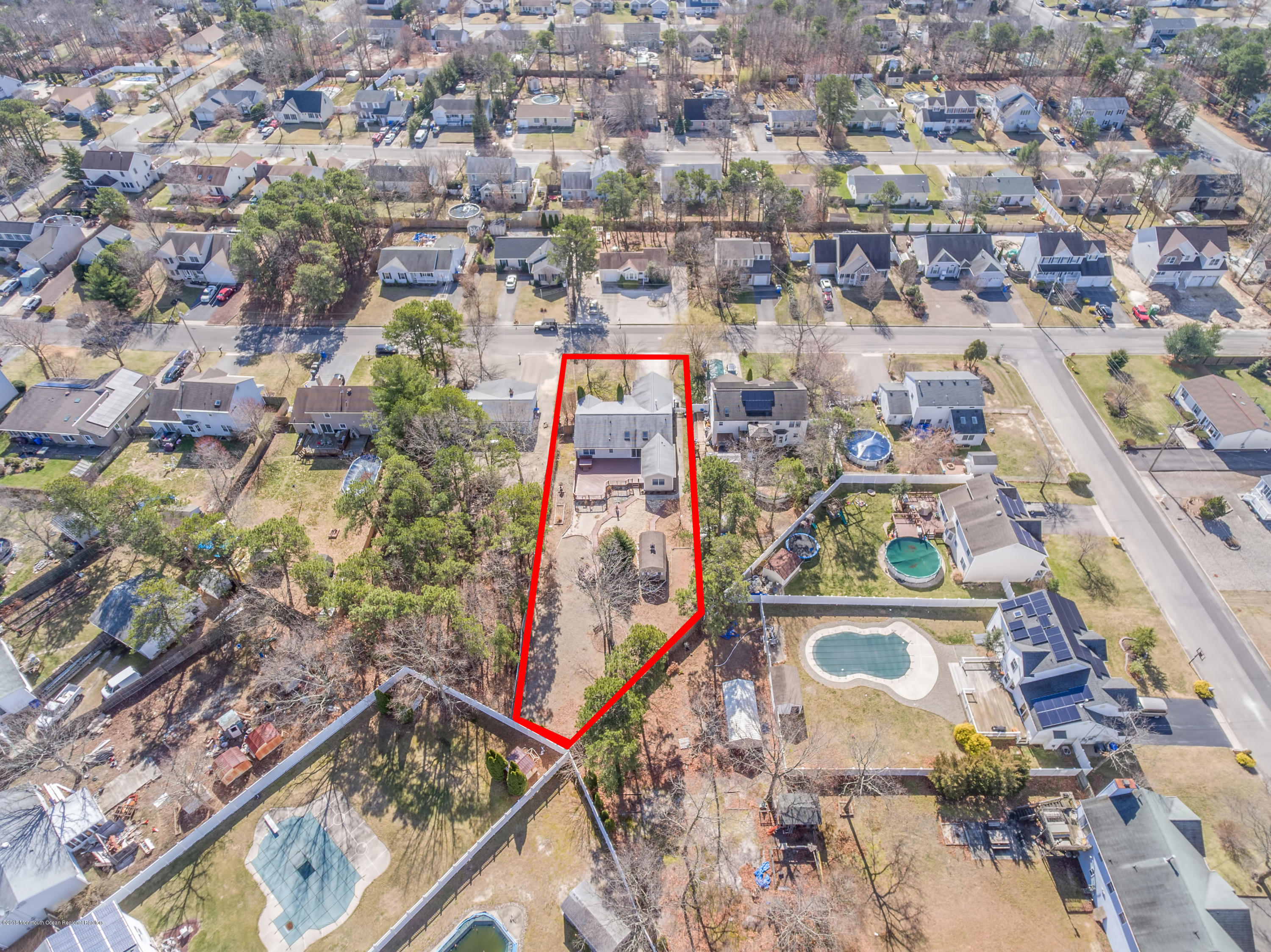 124 Marlin Road Manahawkin, NJ 08050 - Photo 31 of 34 an aerial view of residential houses with outdoor space