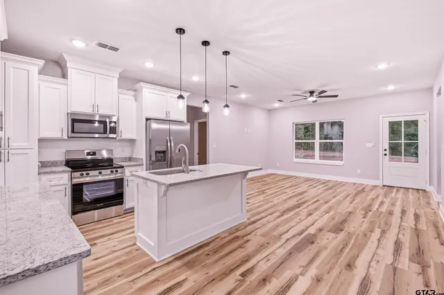 $215,000 | 389 Cross Timber Road, Bullard, TX 75757