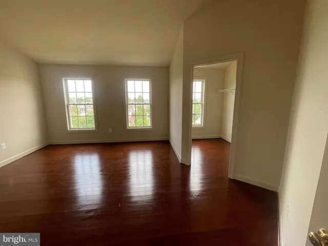 $3,000 | 23402 Winemiller Way, Clarksburg, MD 20871