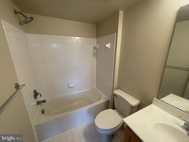 $3,000 | 23402 Winemiller Way, Clarksburg, MD 20871