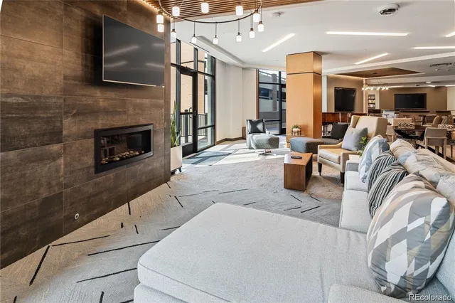 $4,750 | 1777 Larimer Street, Unit 810, Denver, CO 80202