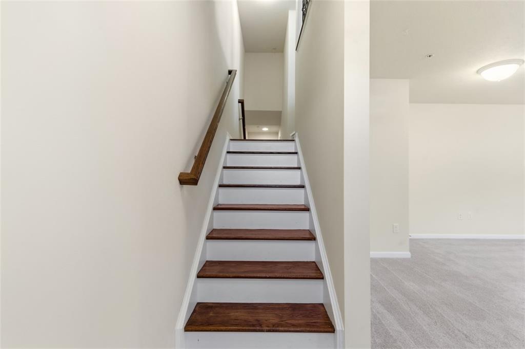 3001 Pointe View Drive Mars, PA 16046 - Photo 6 of 48