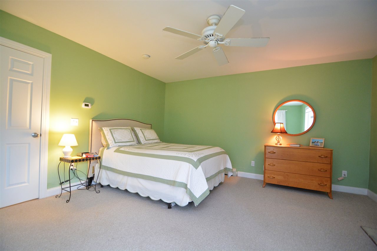 382 Exeter Road Hampton, NH 03842 - Photo 22 of 38