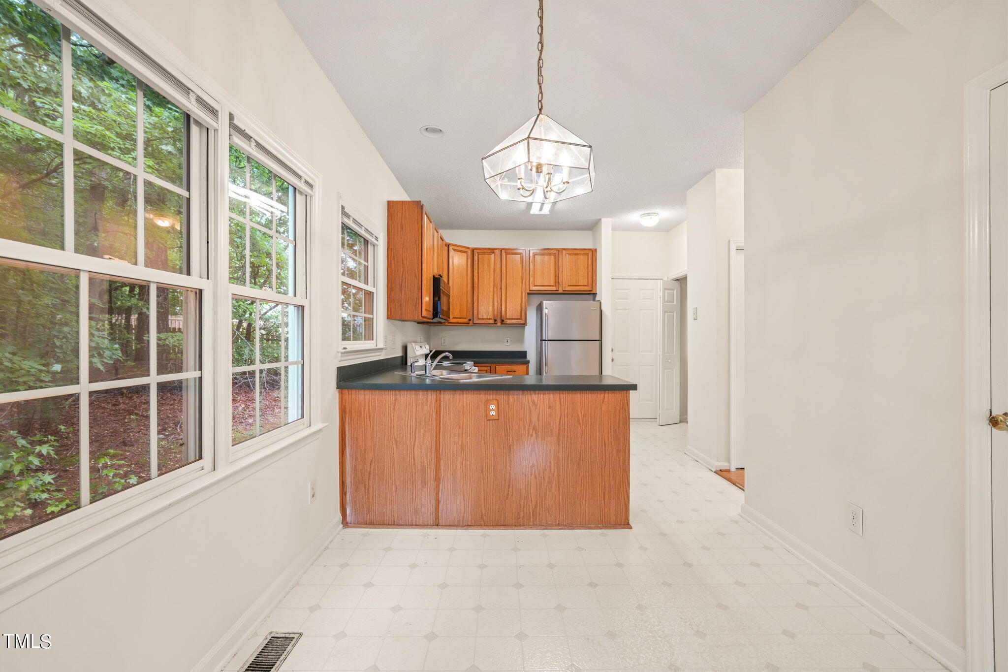 6928 Lamarsh Court Raleigh, NC 27617 - Photo 12 of 37 12-web-or-mls-DSC03335