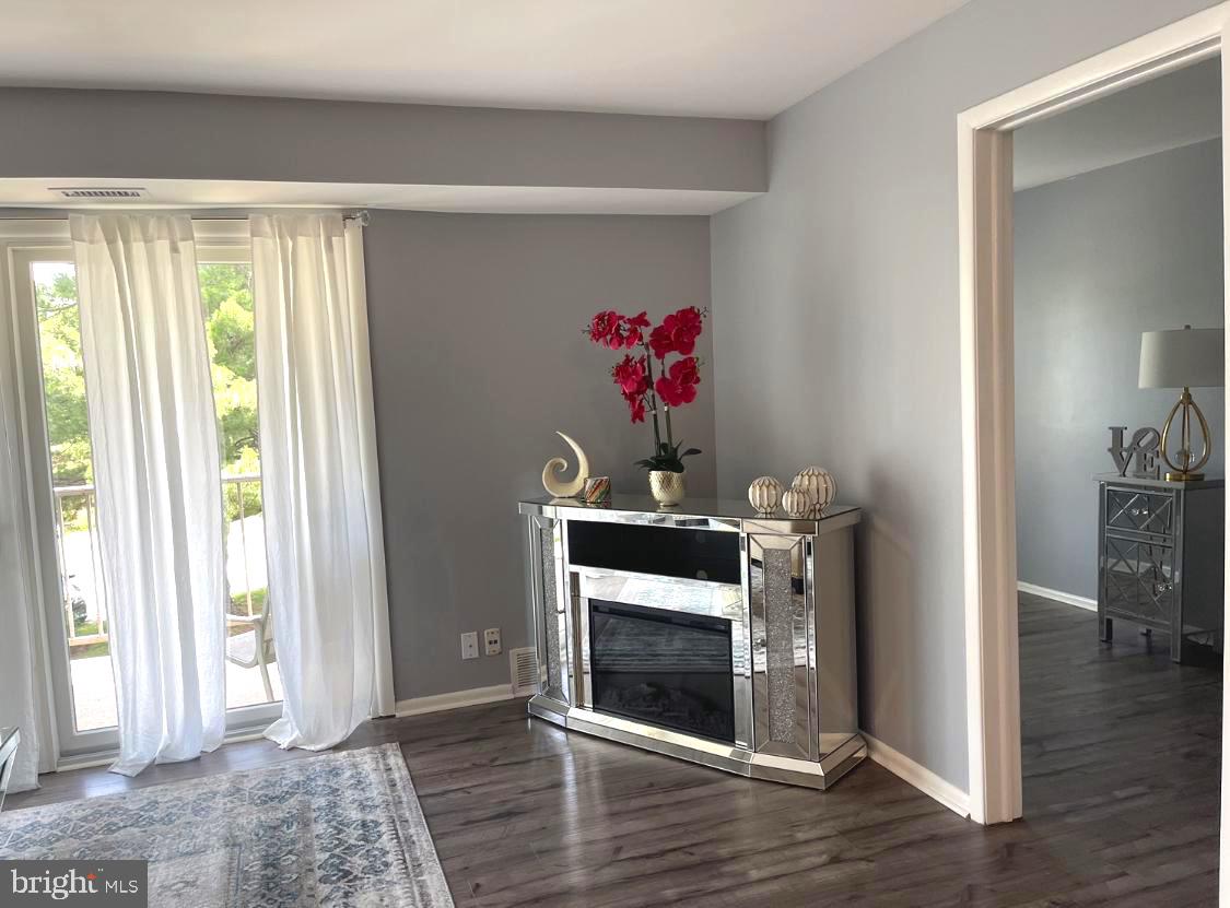 105 Drummers Lane, Unit 105 Wayne, PA 19087 - Photo 2 of 29