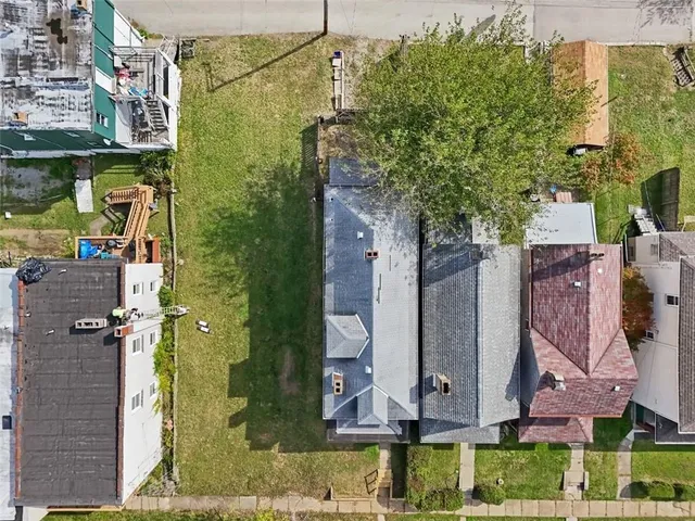 $139,900 | 144 East 20th Avenue, Homestead, PA 15120