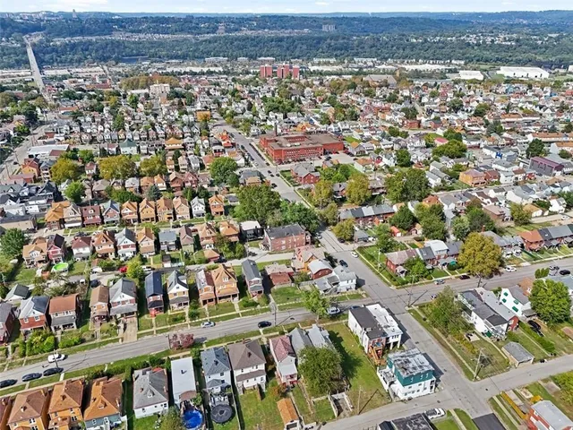 $139,900 | 144 East 20th Avenue, Homestead, PA 15120