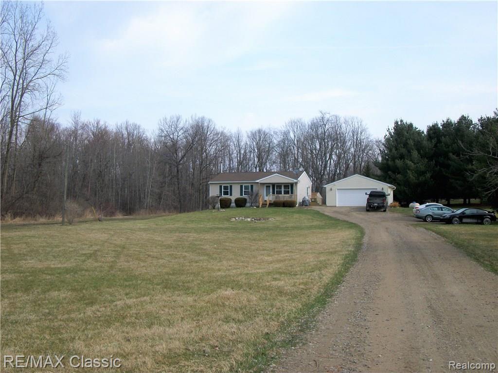 9900 West Allen Road Fowlerville, MI 48836 - Photo 5 of 36