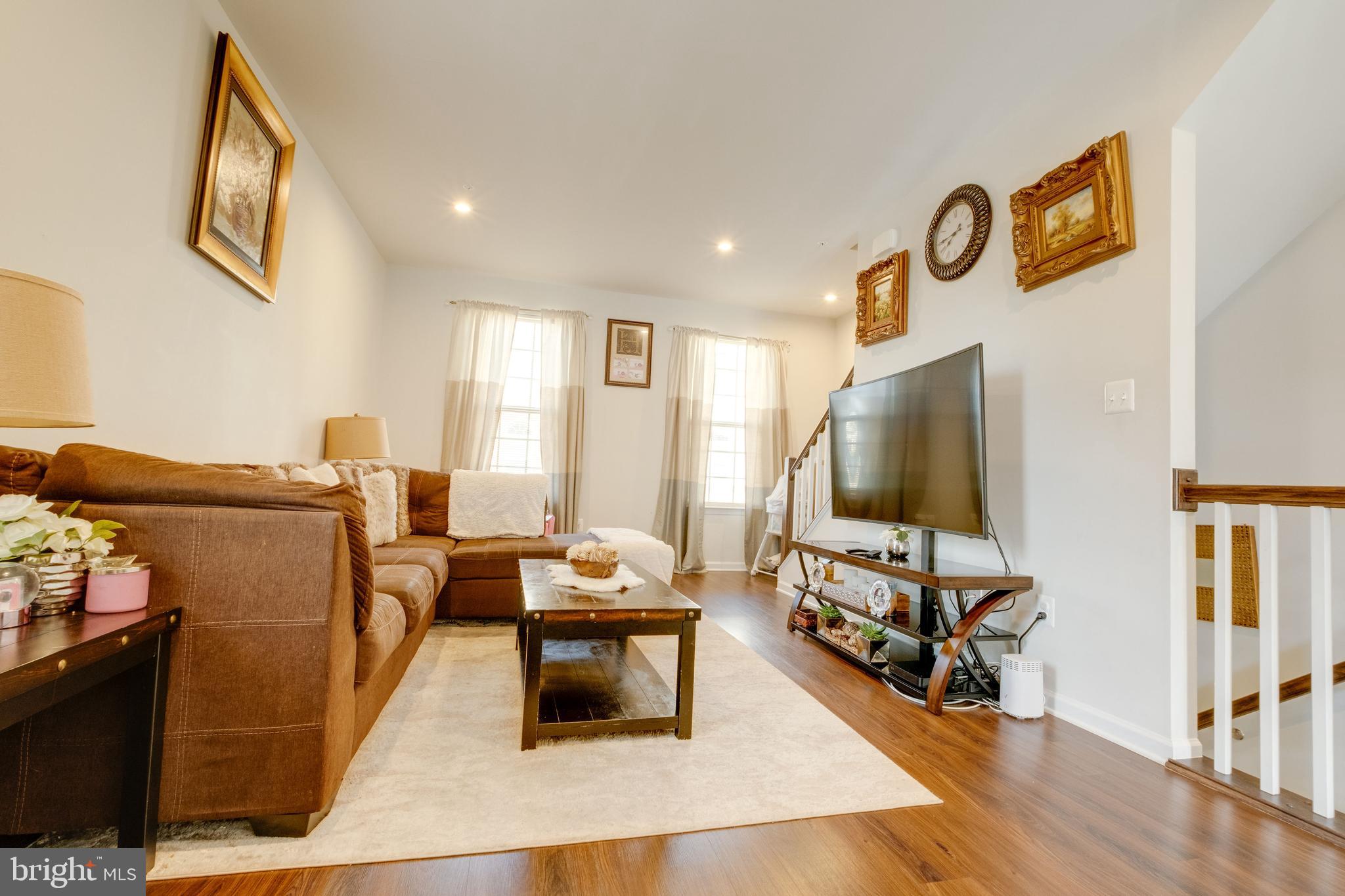 3120 Potters Hill Road Hanover, MD 21076 - Photo 8 of 29 Living Room